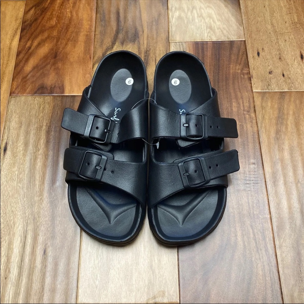 NWT Surf Seven Mens Sandals